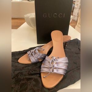 GUCCI TOM FORD Satin Kitten Slide Bamboo Heel in Lilac Size 9B